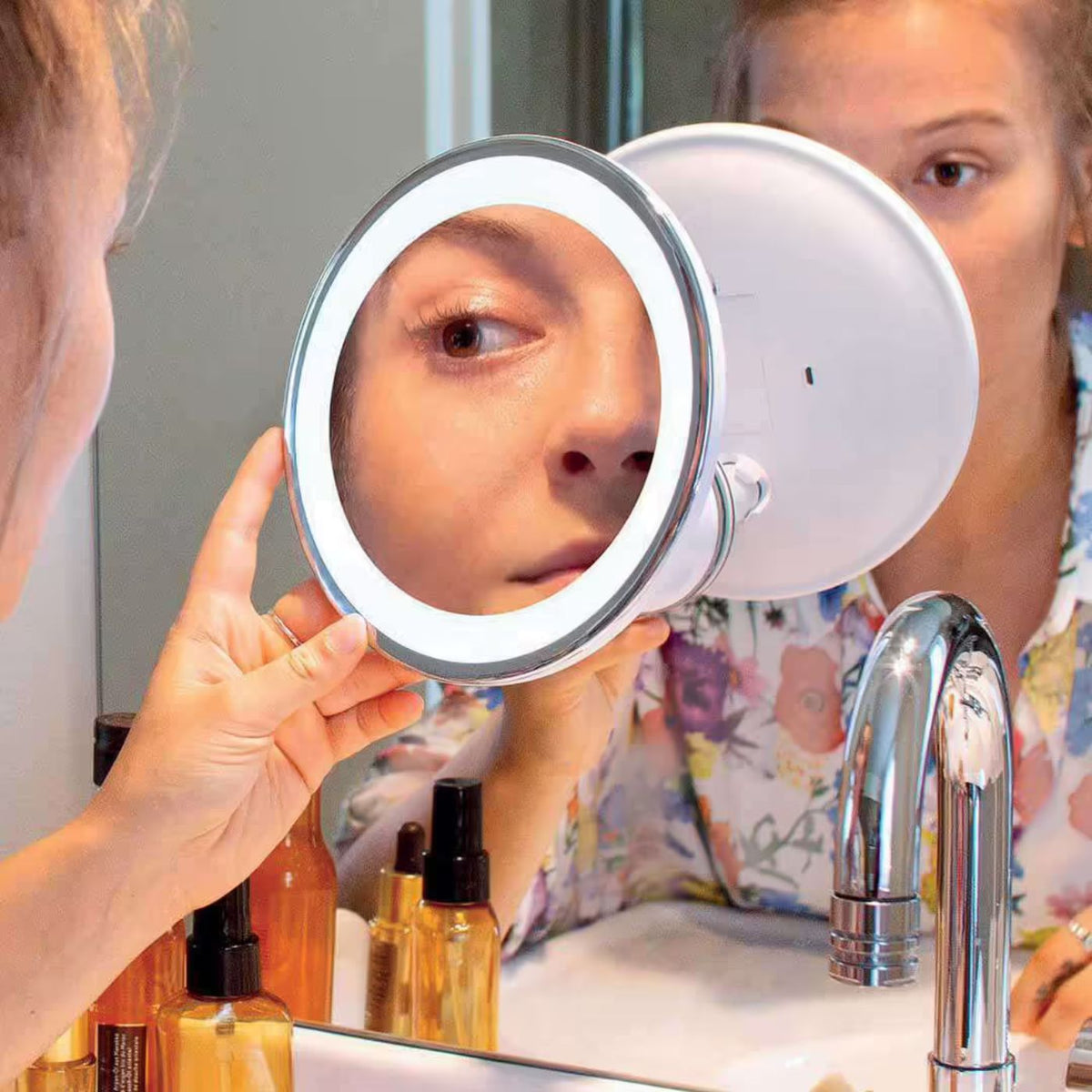 Suction mirror signature 10x large